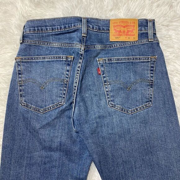 Levis 505 Jeans Mens 30x32 Straight Leg Blue Denim - Picture 9 of 10